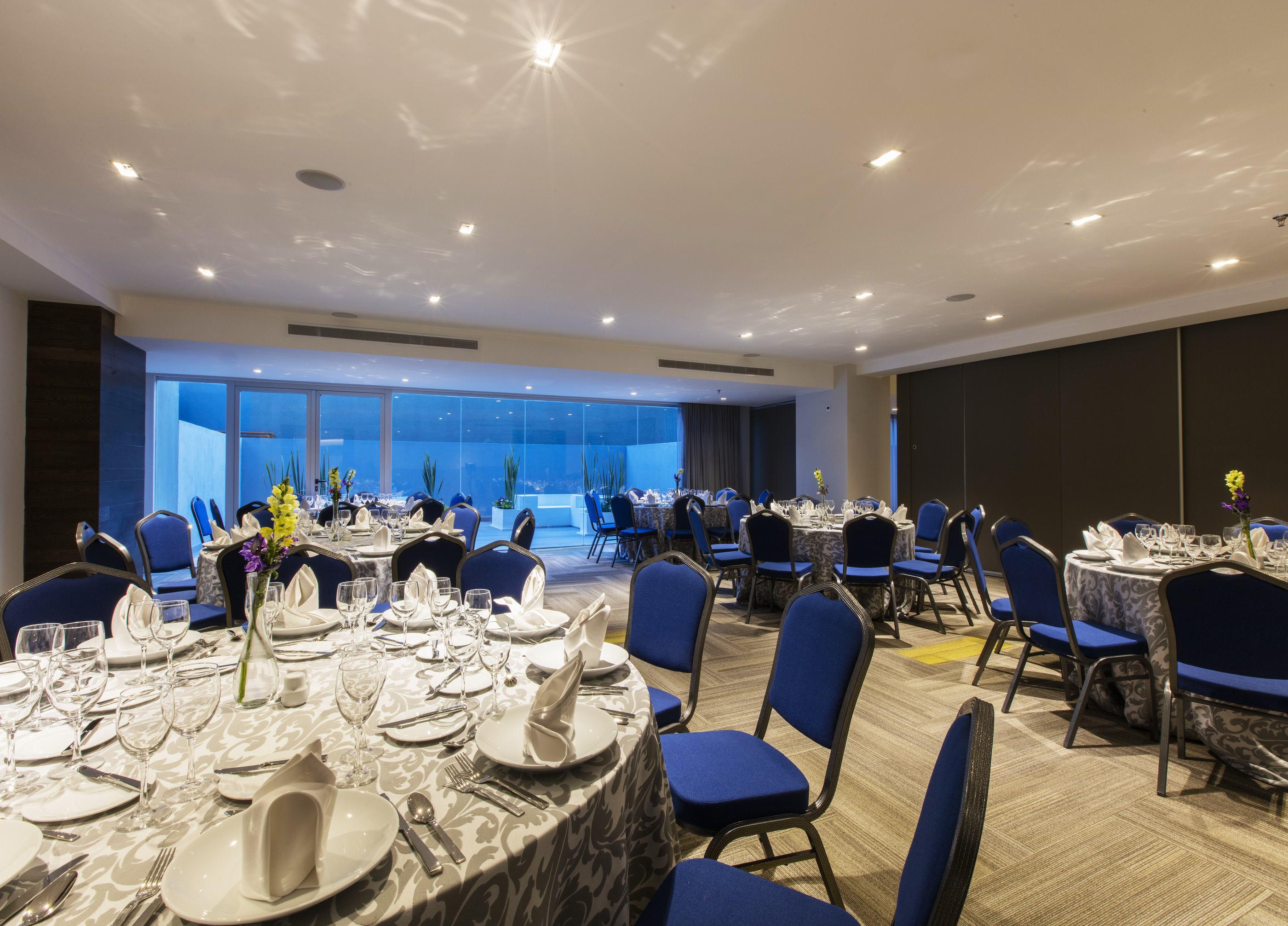 Krystal Urban Guadalajara Hotel Luaran gambar